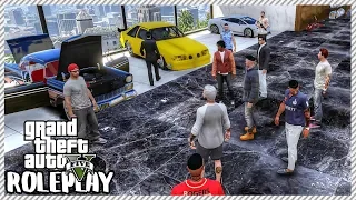 GTA 5 ROLEPLAY - Buying Cheap Cars at Auction | Ep. 396 Civ