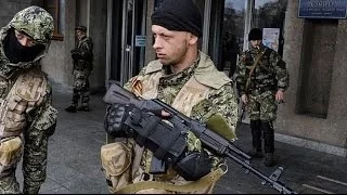 Eastern Ukraine: separatists storm government offices