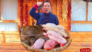 Golden Turtle, Beef Penis and Hen Cooked Together, Tonic Meal for Winter! | Uncle Rural Gourmet