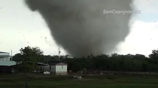 Extreme Tornado Footage Wynnewood, OK with debris Flying In the Air - 5/9/2016