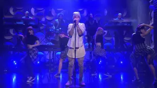 Justin Bieber - Sorry (Acustic) Live Diciembre 2015