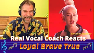 HEROIC PERFORMANCE! | Real Vocal Coach Reacts CHRISTINA AGUILERA Loyal Brave True | Reaction/Review