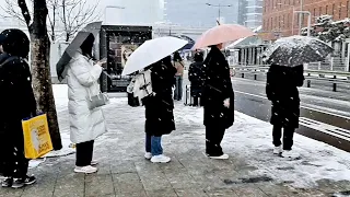 Seoul Snowfall Walking Tour | Relaxing Winter Ambience | ASMR | Snow City Sounds