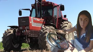 Girl on tractor | Alessia driving Fiatagri 160-90 Turbo DT + ripper
