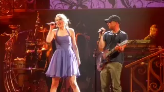 Taylor Swift and Kenny Chesney sing "Big Star"
