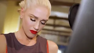 Gwen Stefani - The Heart Wants What It Wants (MUSIC VIDEO)