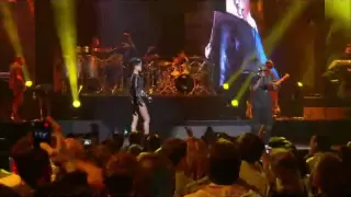 JAY-Z  FEAT RIHANNA AND KANYE WEST "RUN THIS TOWN" LIVE