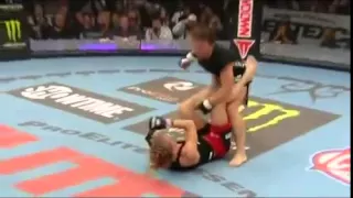 Gina Carano девушка боец  Чемпионка мира mma