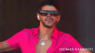 Gusttavo Lima - Assim Você Mata o Papai/Arrasta | Caldas Country 2012 (Ao Vivo) #OEmbaixador