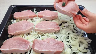 Das Fleisch auf die Zwiebel legen um zu bekommen, leckeres Abendessen in 10 Minuten #540