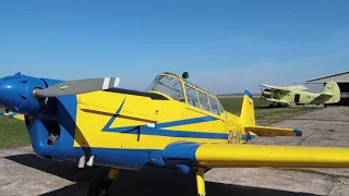 Antonov AN-2 startuje