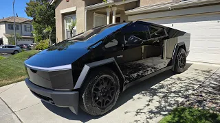 Neighbor's 2024 Tesla CyberTruck (The Show & Tell)