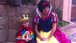 Joey getting a kiss from Snow White in Disney World