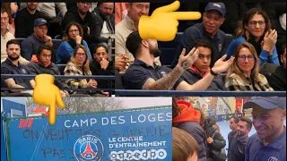 [JUST IN] ‼️MBAPPE spotted at PSG handball game . PSG fans went CRAZY again !😳🤔 #mbappe #psg