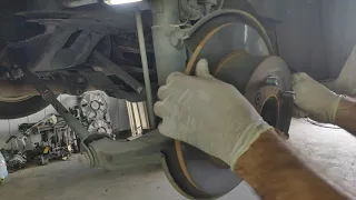 TOYOTA CAMRY ЗАМЕНА СТУПИЧНОГО ПОДШИПНИКА  Toyota Camry  How to Replace Wheel Bearing Hub Assembly