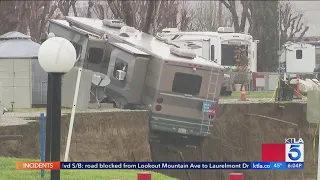 Storm sweeps motorhomes into Los Angeles County river