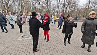 25.02.24г..."МАЛИНОВКА"... Банд Одесса... звучит на танцполе в Гомельском парке...