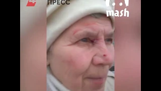 В Перми кондуктор избила пенсионерку и вытолкала из автобуса