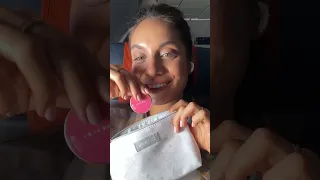 Освежающий макияж в самолете ✈️