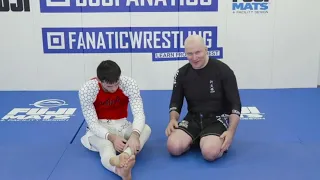 John Danaher:  on escaping triangles vs big opponents (Gordon Ryan)