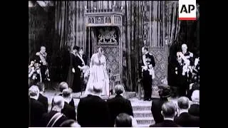 QUEEN JULIANA OPENS DUTCH PARLIAMENT