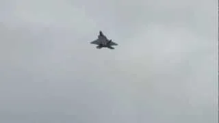 F22 Fighter Jet Stalls Out at the Reno Air Races 2012