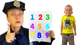 Лера и полицейский учат правила безопасности