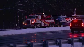 Loudoun County Parkway plane towed back to Dulles International Airport