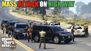 GTA 5 | Attack on Highway | Gang Fight With The Police | Game Loverz