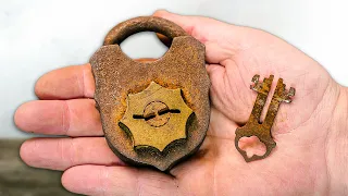 Rusty Antique Lock Restoration - Awesome Restoration