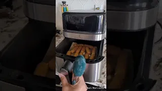 How to Air fry Frozen Premade Cheese Sticks in 5 minutes #airfryer #viral #short #youtube