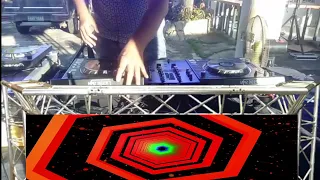 SEXY DANCE ON DENON MIX NON STOP BY JESSIE SPIN