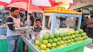 Indian Street Food in Kolkata / Roadside Fresh Orange Juice Healthy Foods for 30 Rupees ($0.47)!