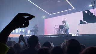 The 1975 - Frail State of Mind (Live in Chicago)