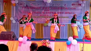 class 12 group dance ....yairipok...Azad.H.S.school