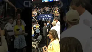 Final applause for Dirk at Oakland Arena