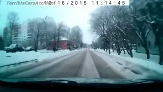 ПОДБОРКА ДТП И АВАРИЙ ДЕКАБРЬ 2015 #61 / Car Crash Compilation December 2015 #61