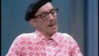 Dan Rowan & Groucho talk about straight-men