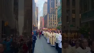 Thousands of Catholics offered prayer to support #Israel in New York.World supports Israel