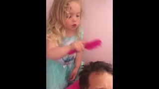 Daddy goes to Eva's hair dressers