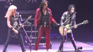 Black Widow and No more mr Nice Guy - Alice Cooper - 8-15-2015 - DCU Center - Worcester MA