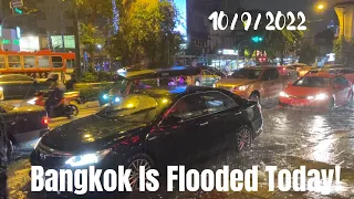 Bangkok is Flooded Today......For Two Hours!