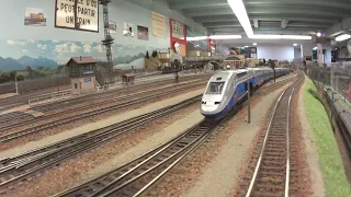 2019_11_08_Modélisme Ho TGV orange à V150 tous azimuts C.B. Prod © Réseau AMFP - RATP.mp4