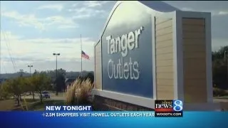 2.5M visitors per year to Howell outlets