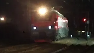 Электровоз ЭП20-063 с поездом №102 Москва - Адлер