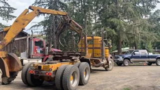 Setting Truck Bunk Off David Hull's Titus Truck Ole #26.