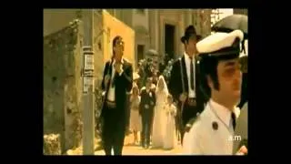 Nino Rota-Brucia la terra( traduçâo pt)