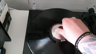 Pro-Ject Debut Carbon Esprit Turntable