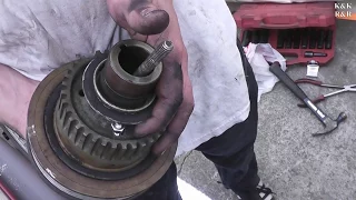 How To Remove Any Harmonic Balancer "IN 5 MINUTES OR LESS!" 1996 Ford Explorer 4.0L