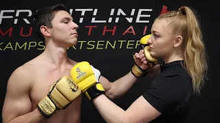 Turner prøver MMA // Cecilie Bolander